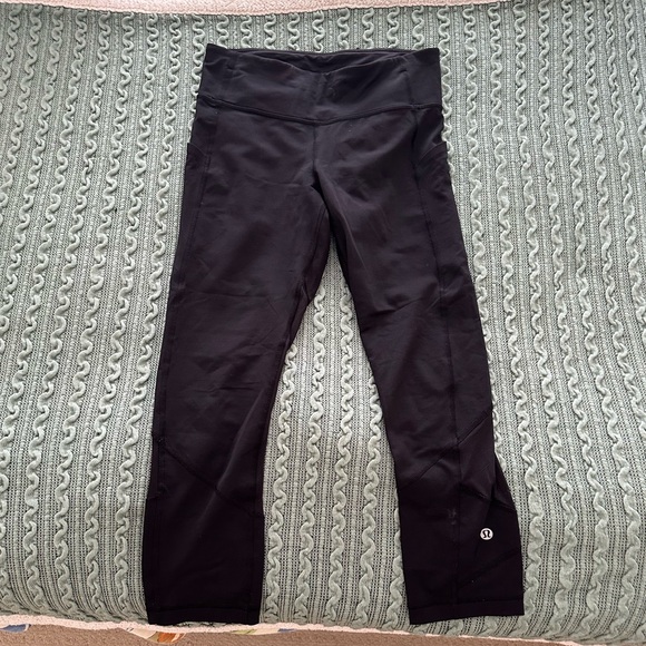lululemon Pace Rival Crop Leggings 22 inch inseam - Picture 2 of 4